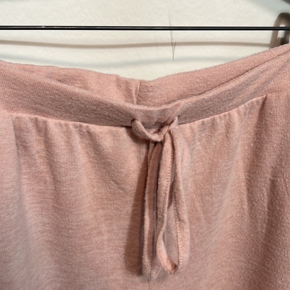 !!3 FOR $25 -- FN by Flora Nikrooz Pink and White Lace Lounge Set - Picture 6 of 11